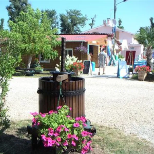 Camping Les Pins