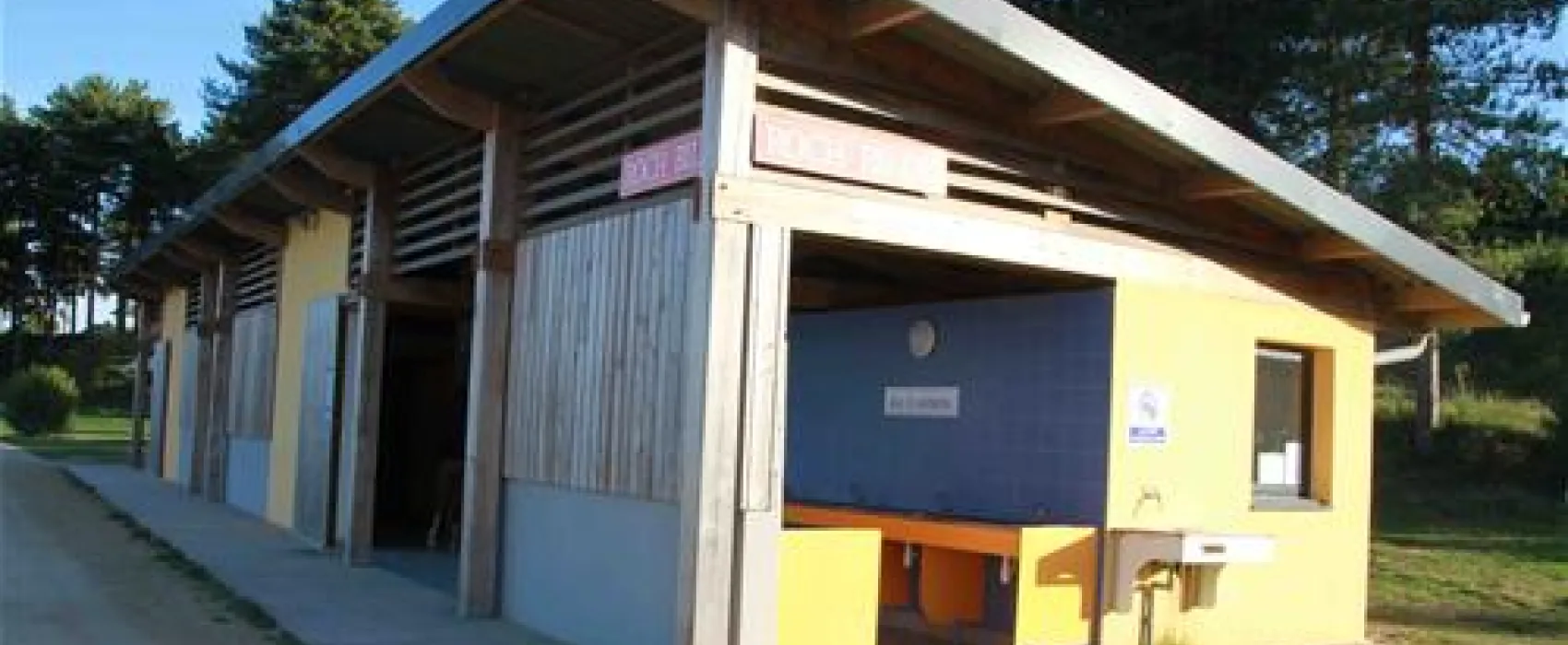 Camping du fond de la Baie