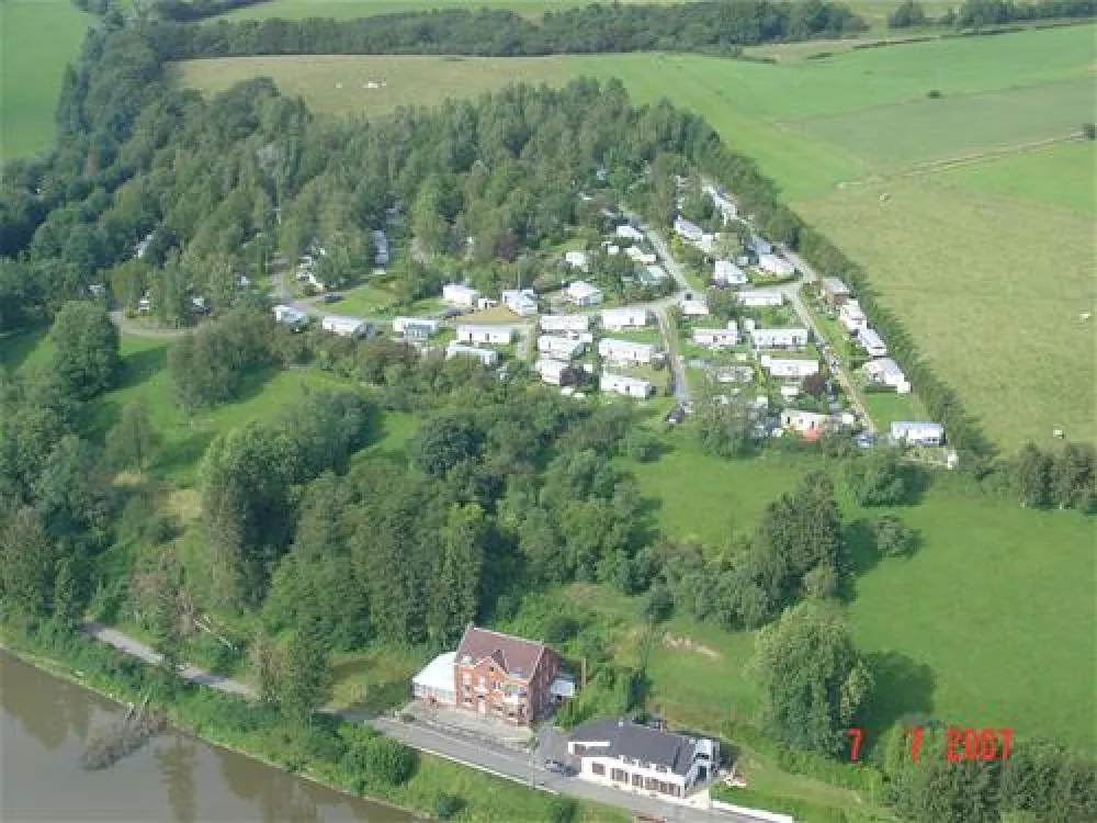 Camping Des Monts Roses