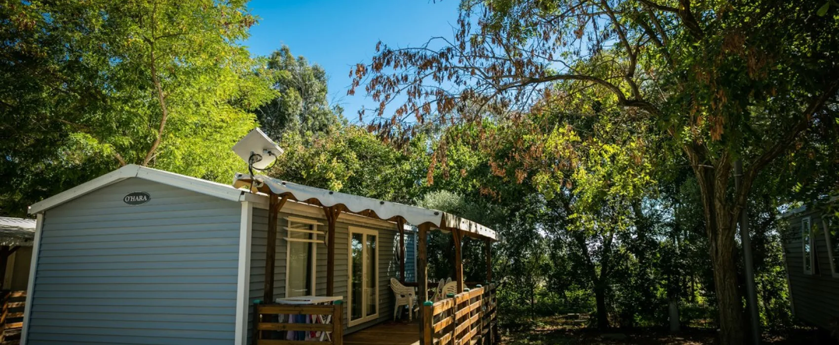 Flower Camping - Mas de Mourgues  