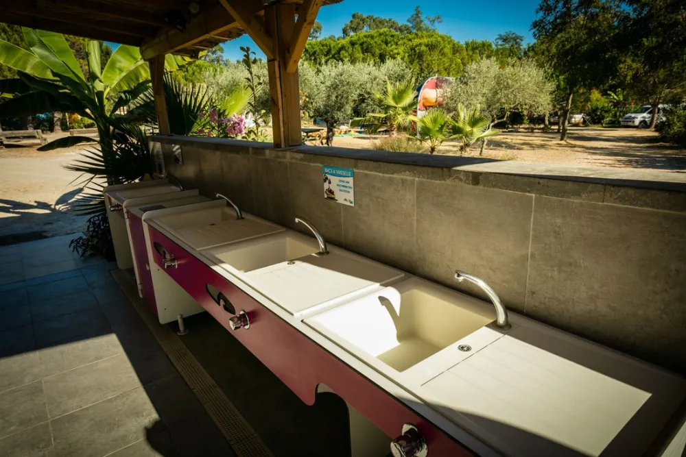 Flower Camping - Mas de Mourgues  