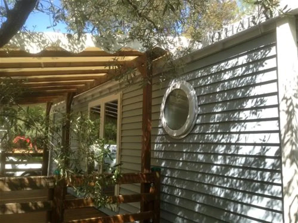 Flower Camping - Mas de Mourgues  