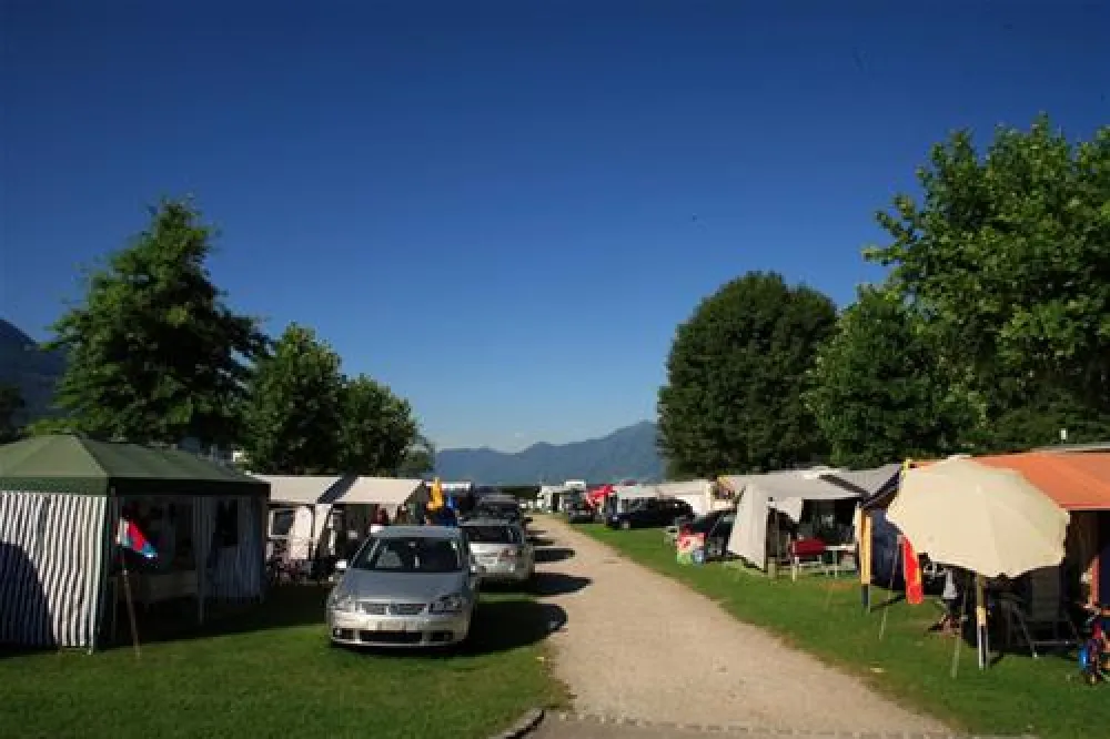 CAMPING TAMARO*****
