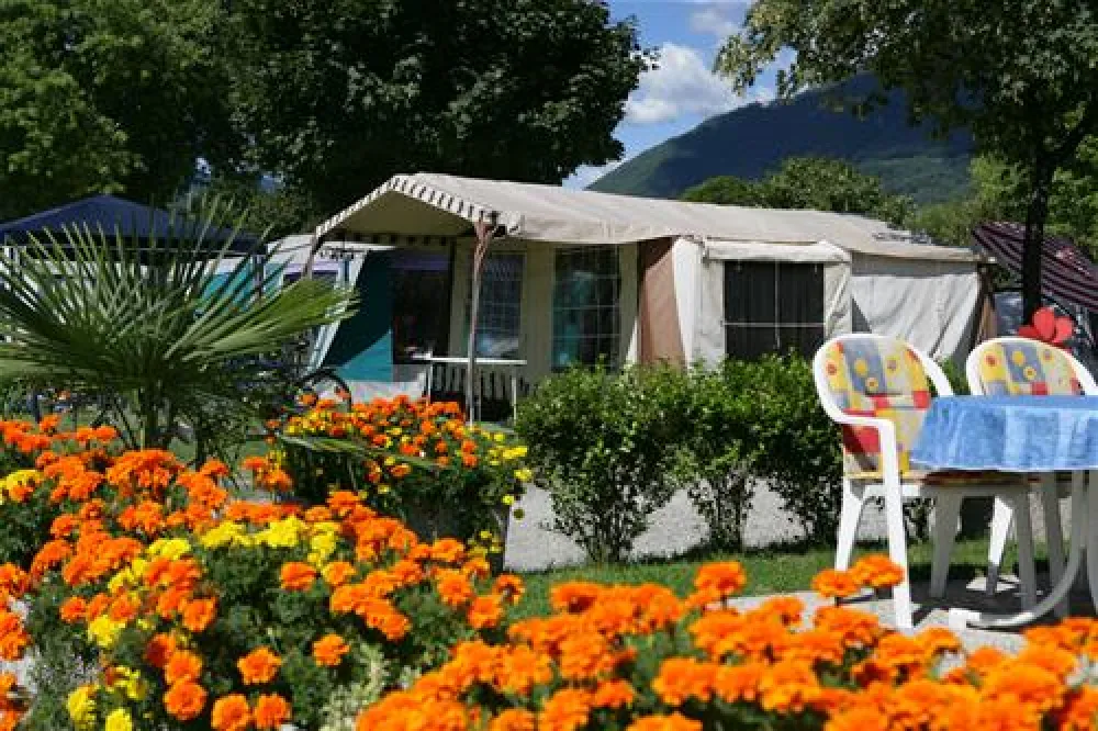CAMPING TAMARO*****
