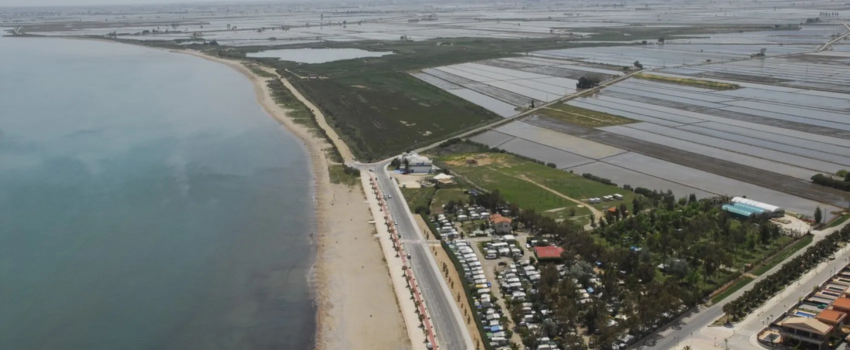 Camping Ampolla Playa