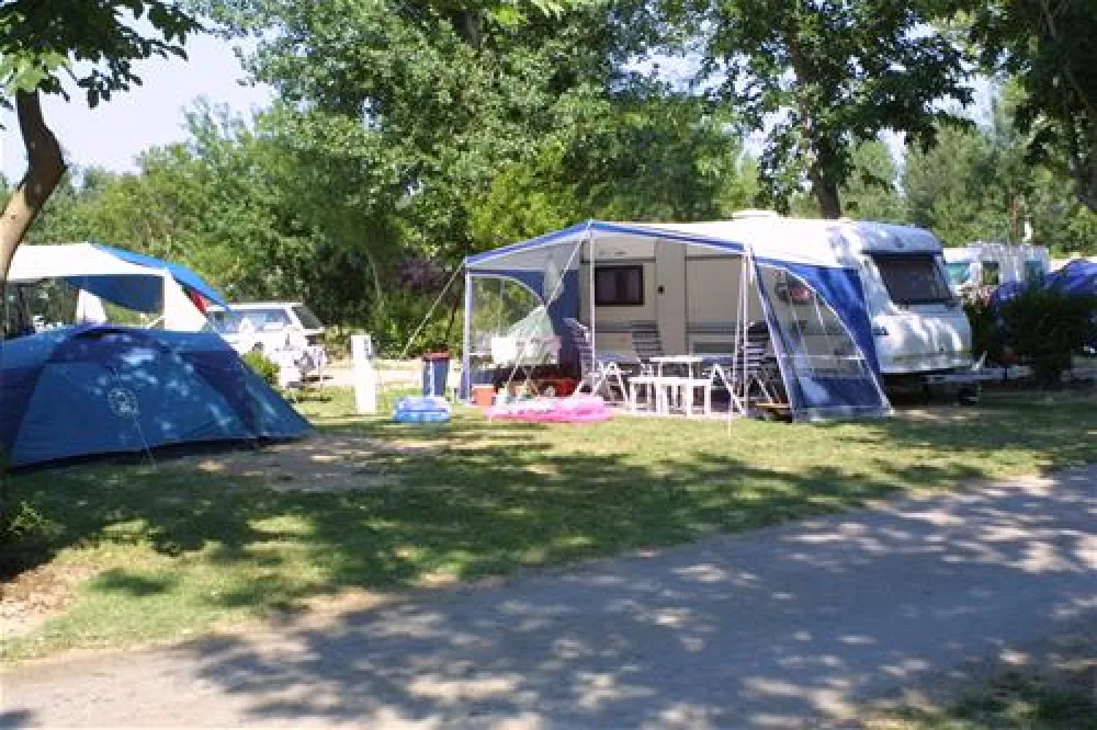 Camping Les Marsouins  