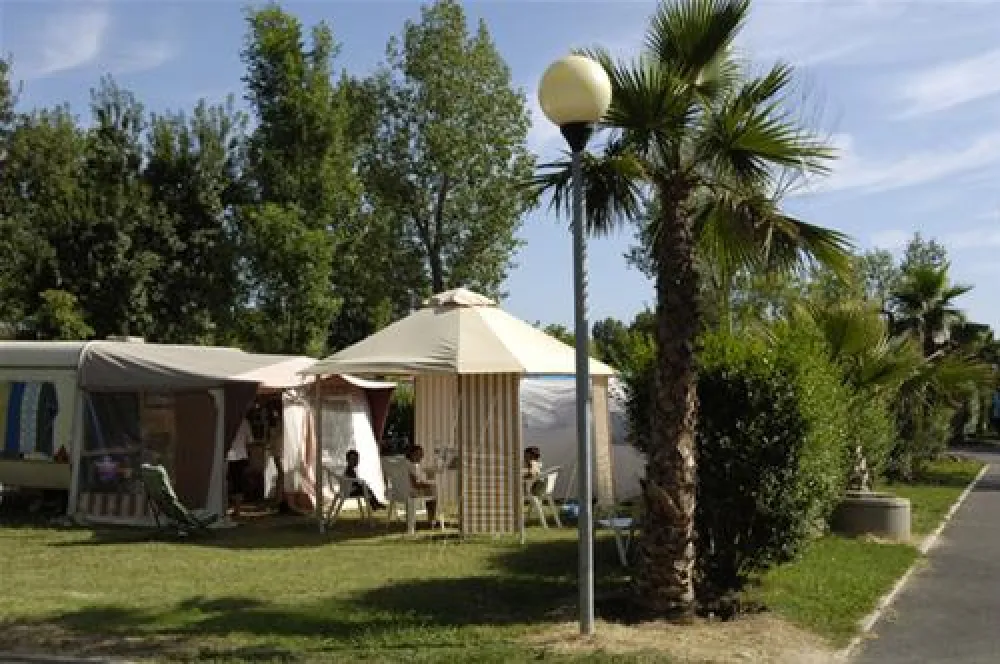 Camping Les Marsouins  