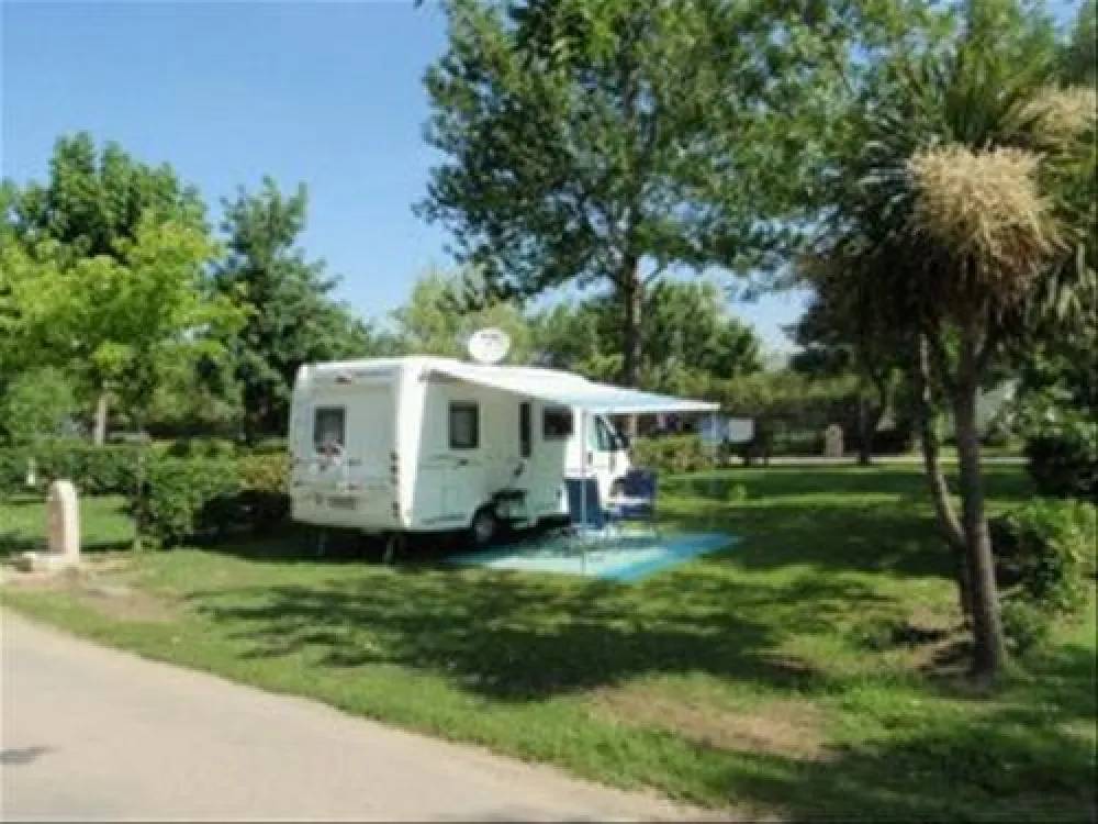 Camping Les Marsouins  