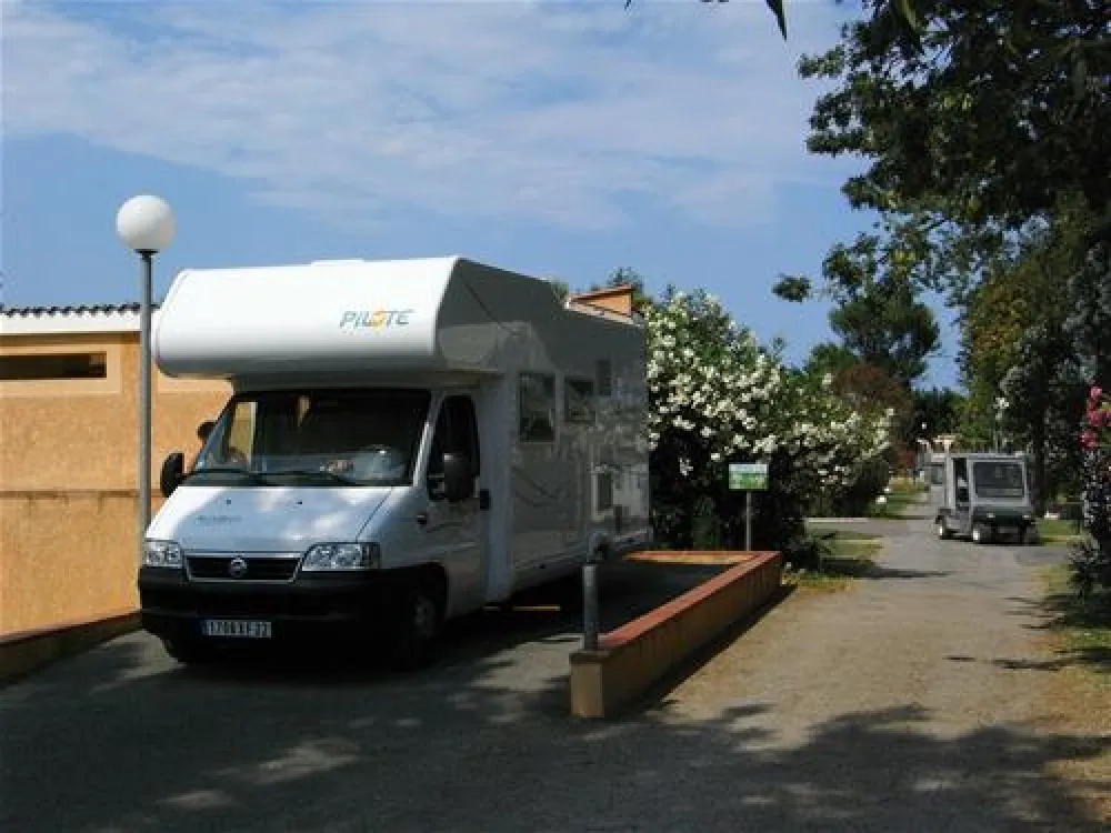 Camping Les Marsouins  