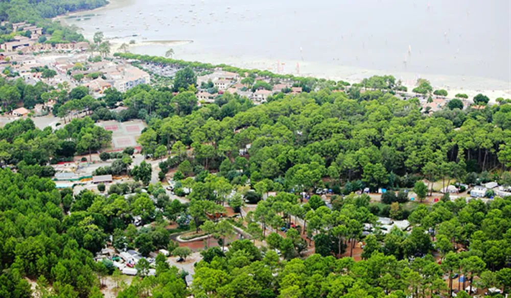 Camping De Maubuisson  