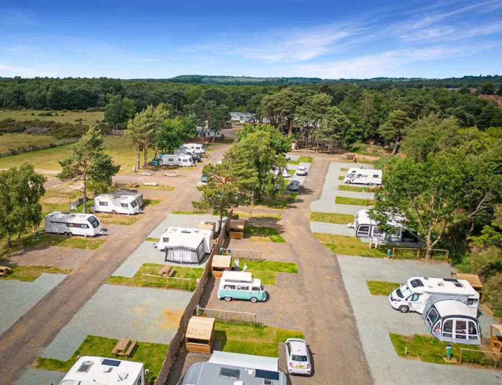 Pinecones Caravan and Camping