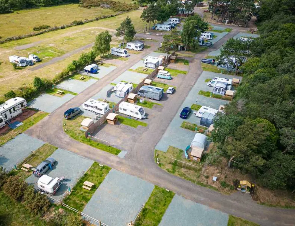 Pinecones Caravan and Camping