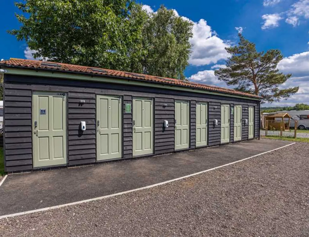 Pinecones Caravan and Camping