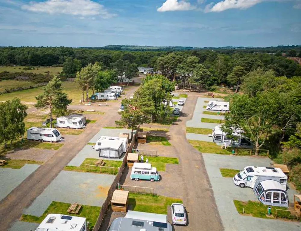 Pinecones Caravan and Camping