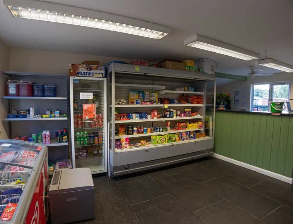 Pinecones Caravan and Camping