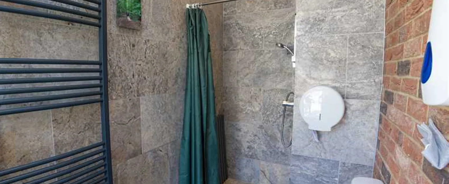 Pinecones Caravan and Camping