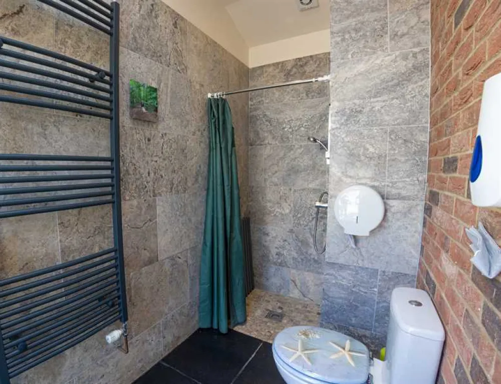 Pinecones Caravan and Camping