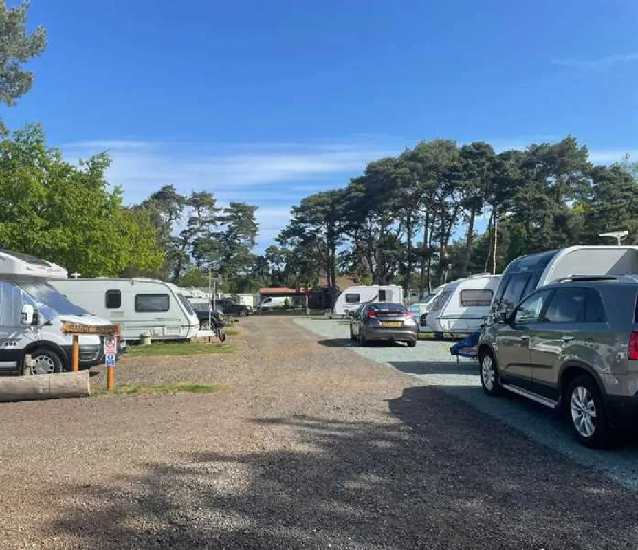 Pinecones Caravan and Camping