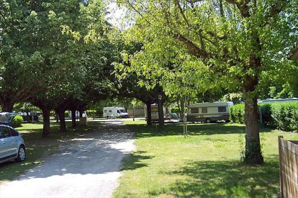 Camping Les Clorinthes