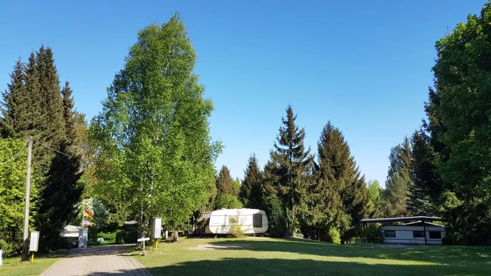 SchlossCamping Kleinziegenfeld