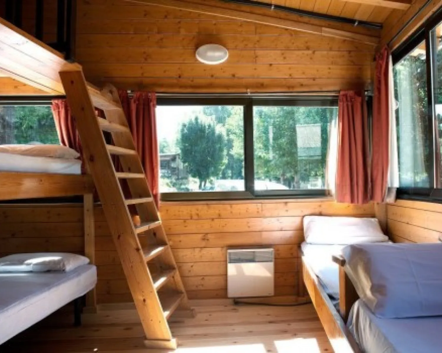 Camping Solana Del Segre en España - Spottocamp - Spottocamp