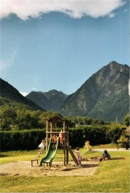 Camping Le Cabaliros  