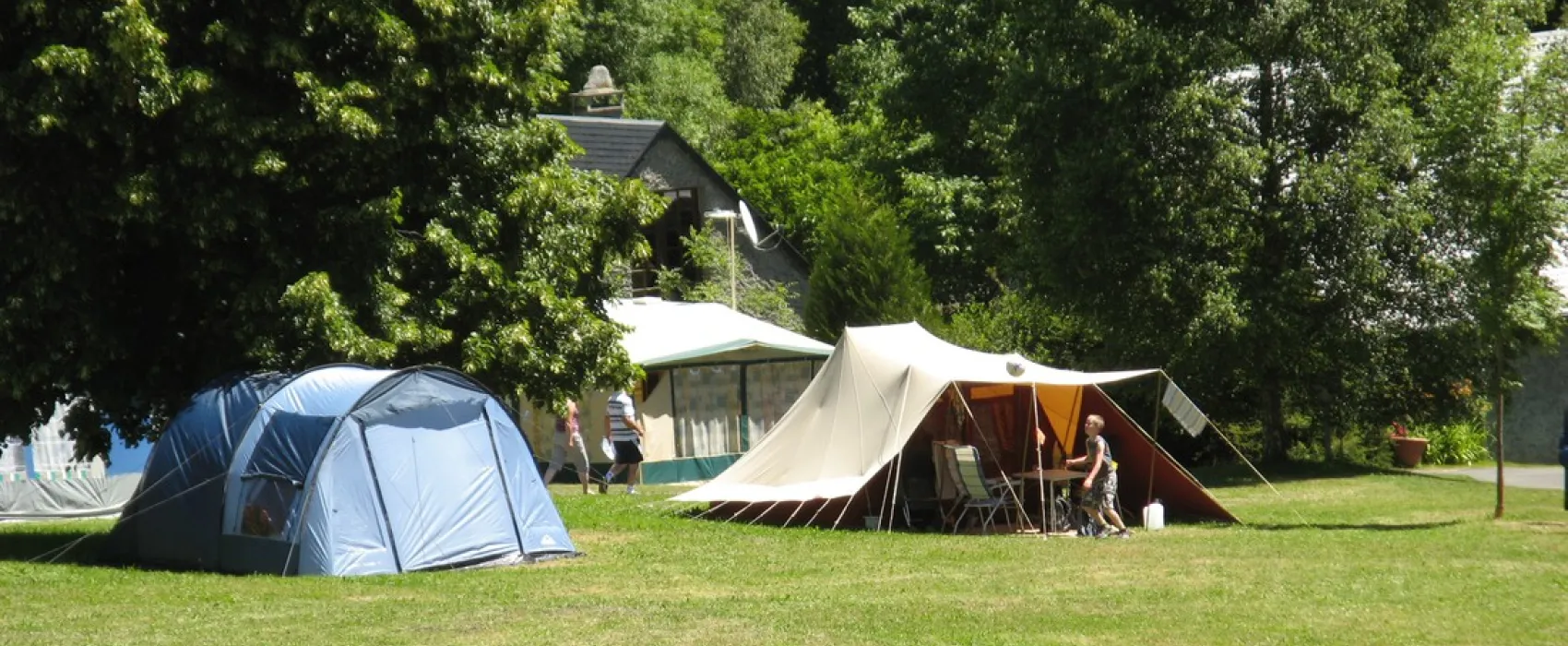 Camping Le Cabaliros  