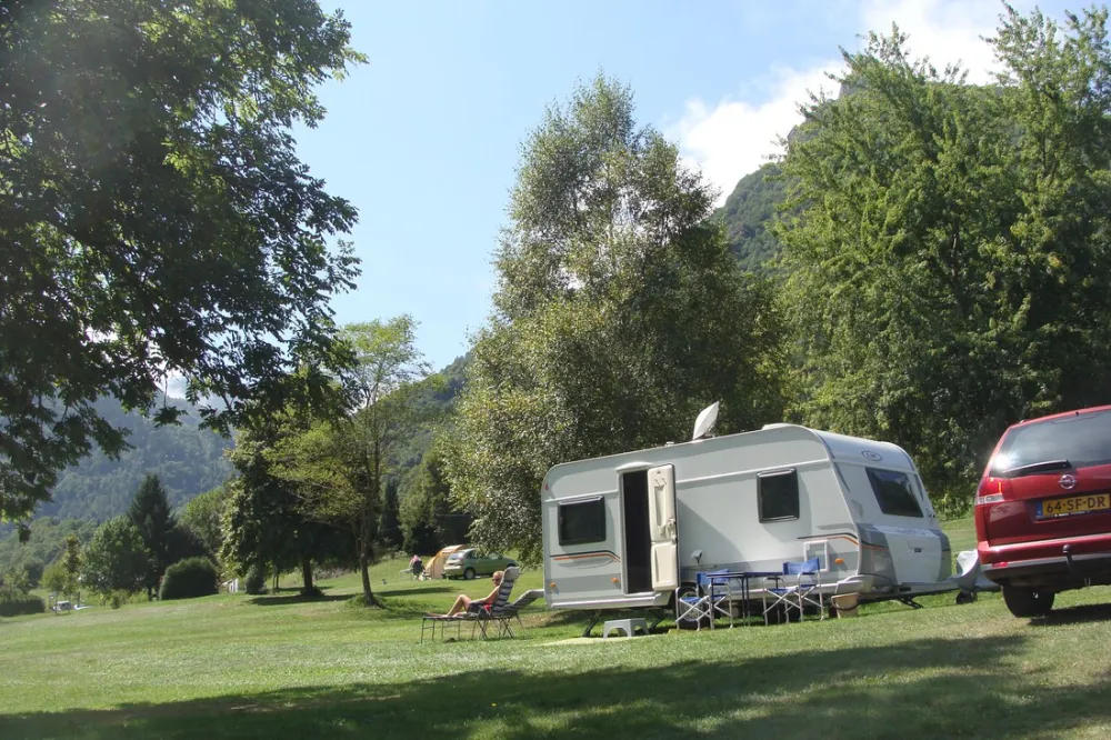 Camping Le Cabaliros  