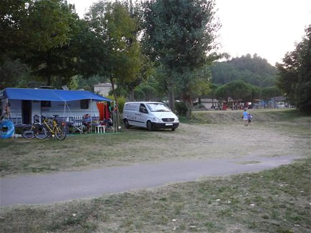 Camping Mas De La Cam  