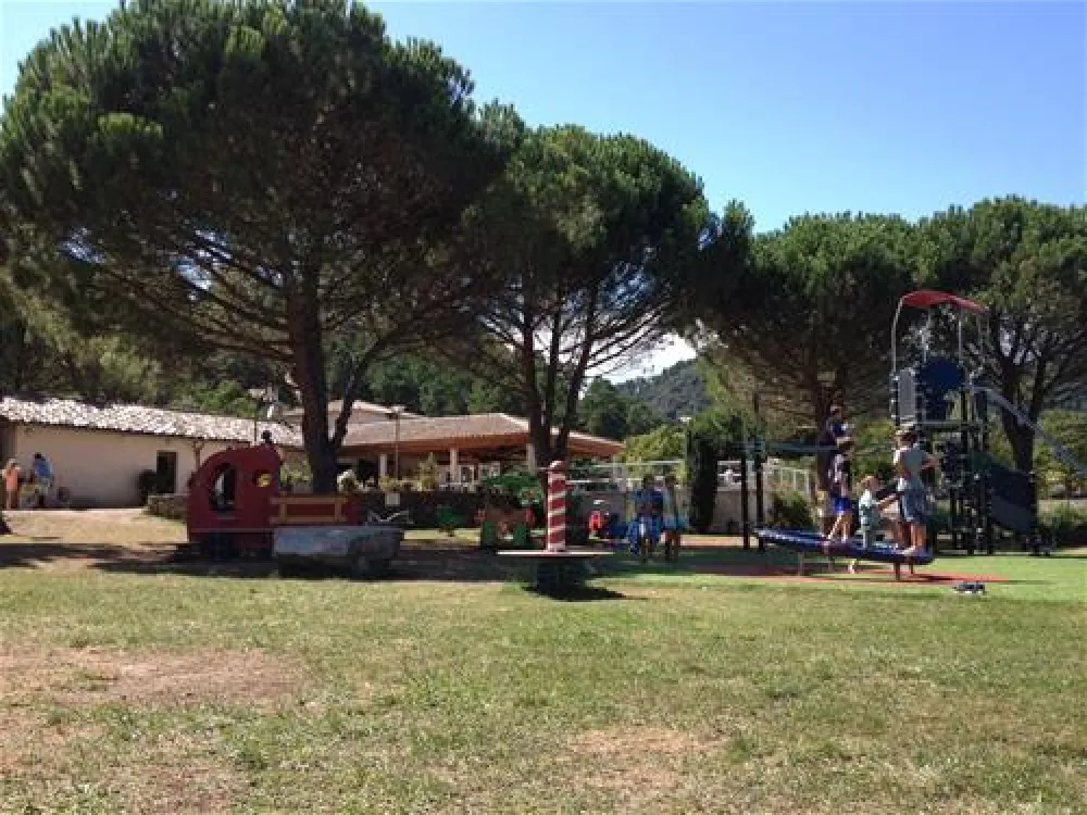 Camping Mas De La Cam  