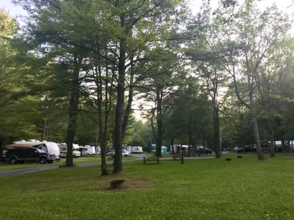 Holiday Pines Campground