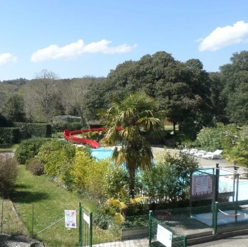 Camping Le Martinet Rouge  