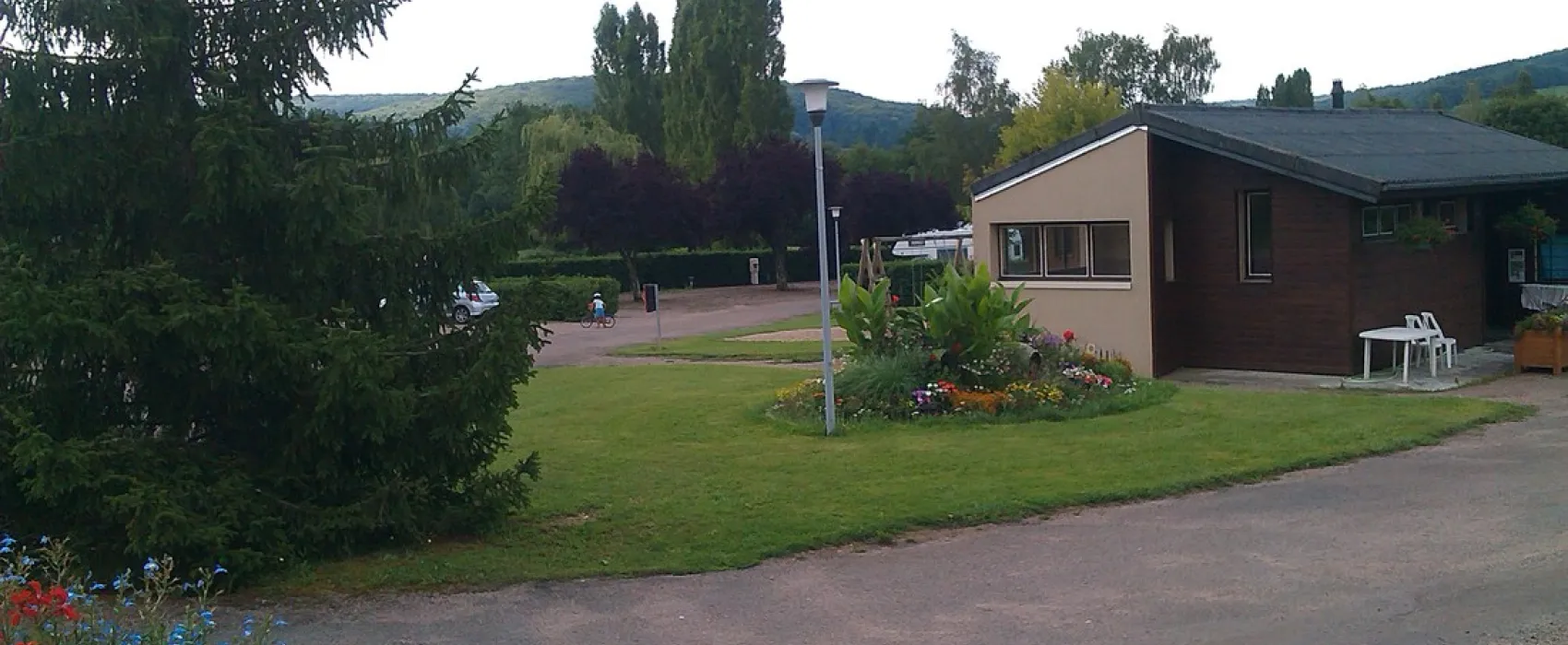 Camping Municipal Les Pres De La Ville  