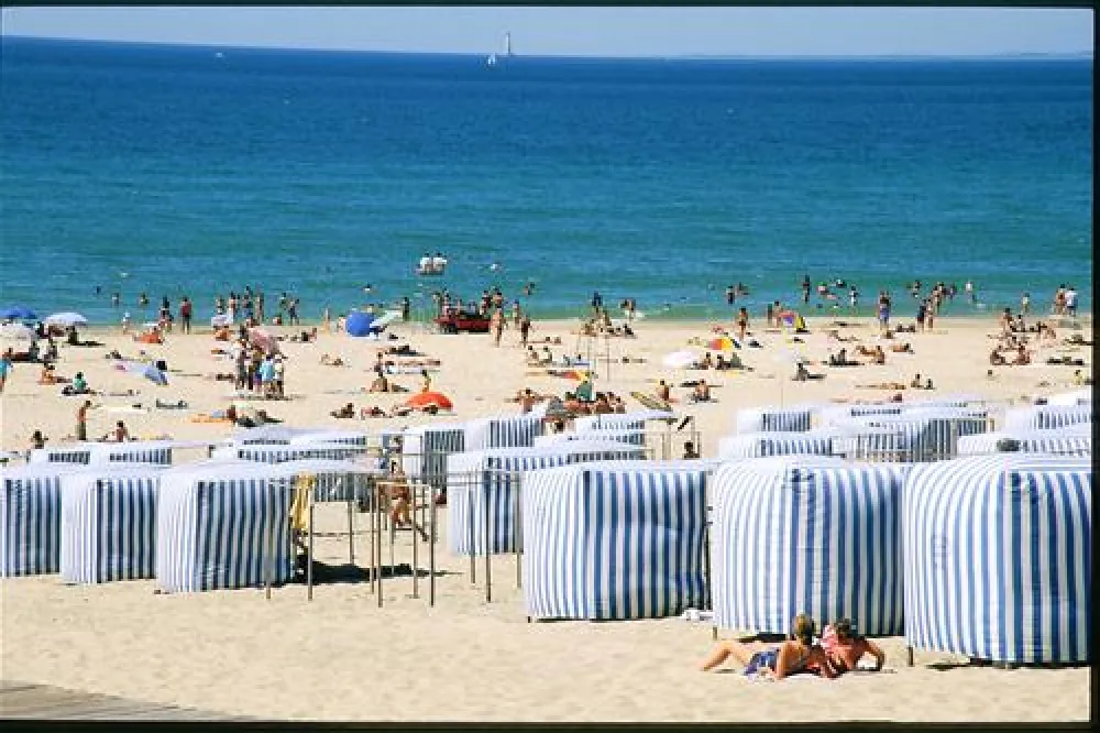 Flower Camping des Pins