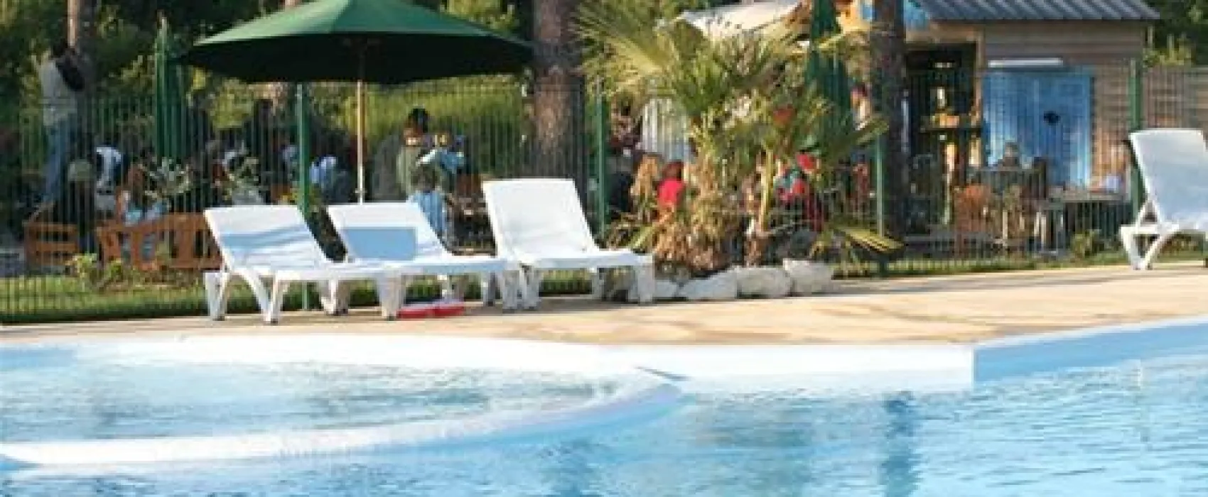 Flower Camping des Pins