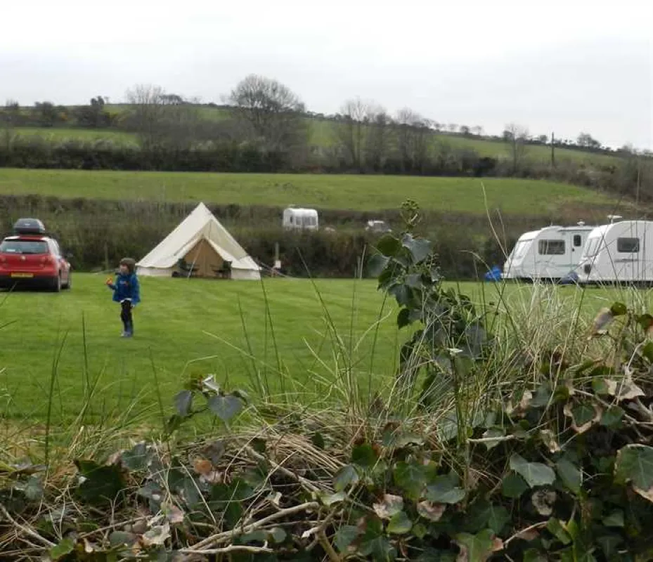 Dolbryn Caravan and Campsite