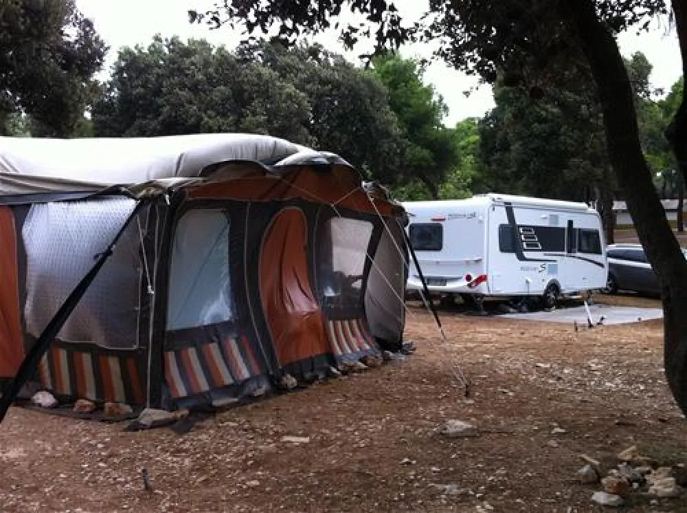 Camping Stoja
