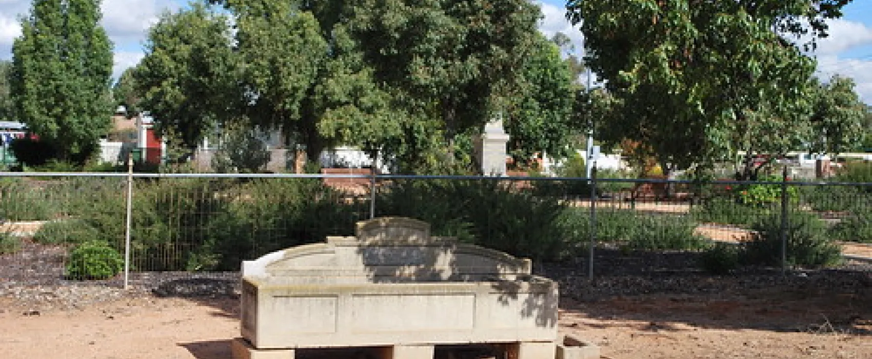 Barmedman Mineral Pool Campground