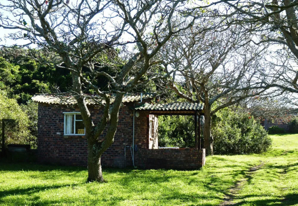 Woody Cape Backpackers and Nature Lodge