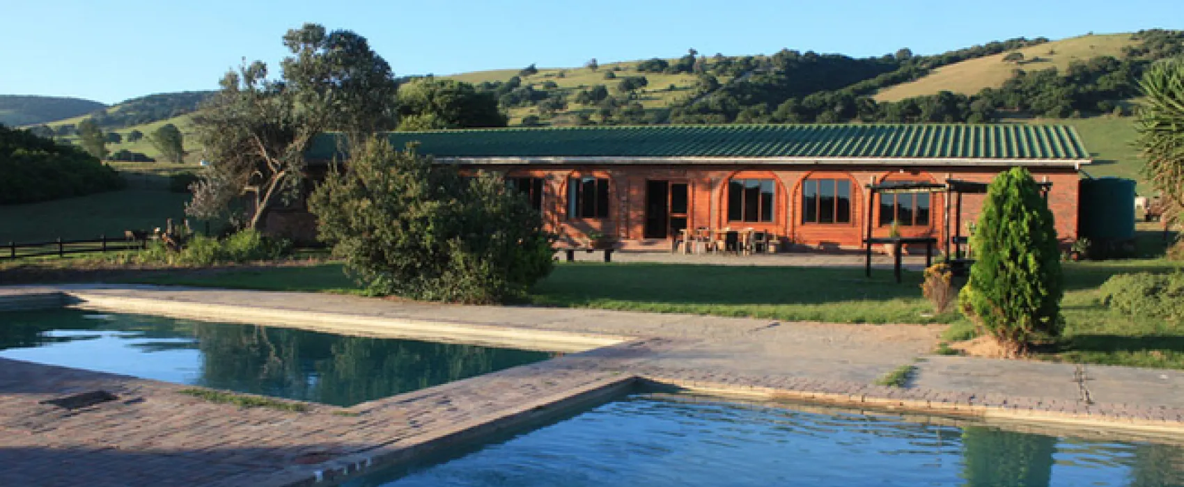 Woody Cape Backpackers and Nature Lodge