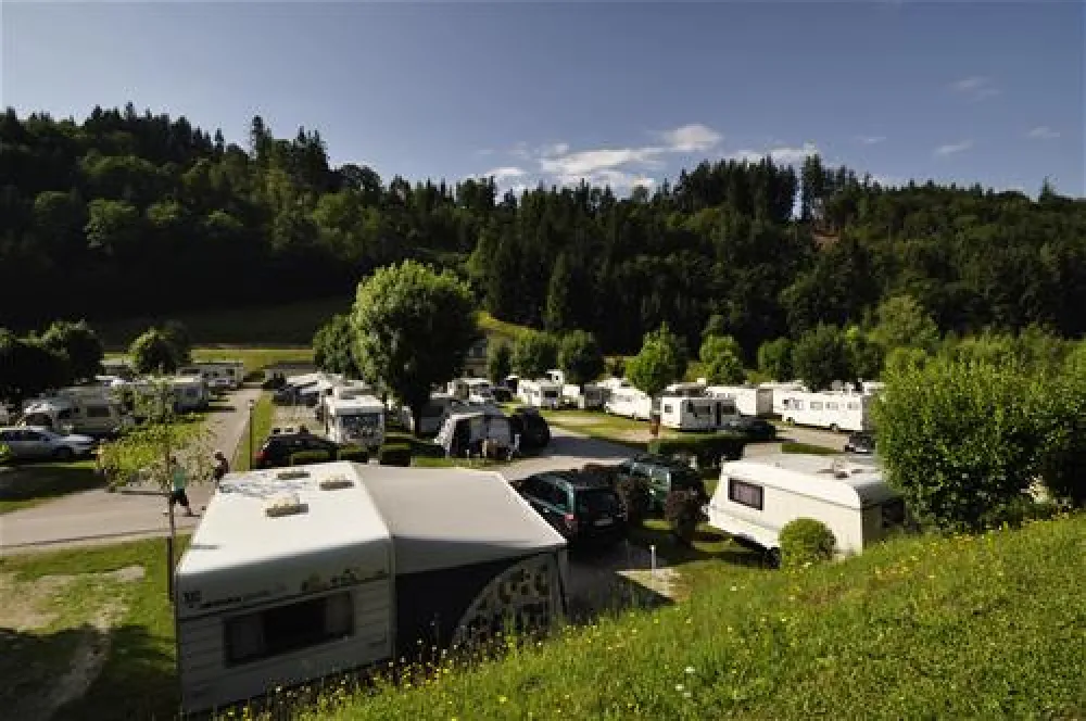 Camping Seeblick Toni