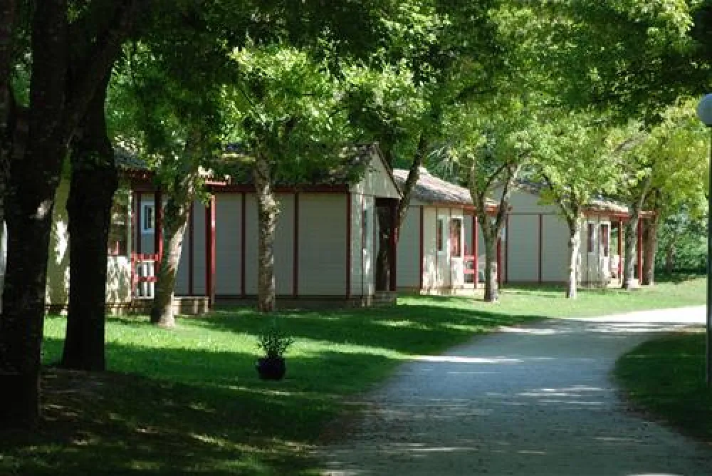 Camping Village le Moulin de Surier ****