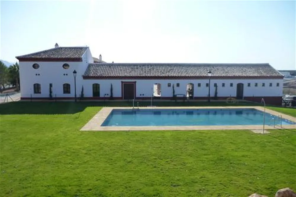 Camping Pueblo Blanco