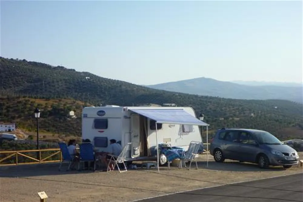 Camping Pueblo Blanco