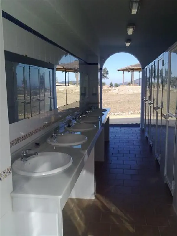 Camping Pueblo Blanco