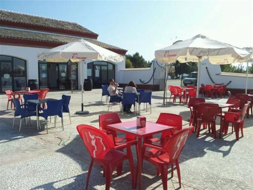 Camping Pueblo Blanco