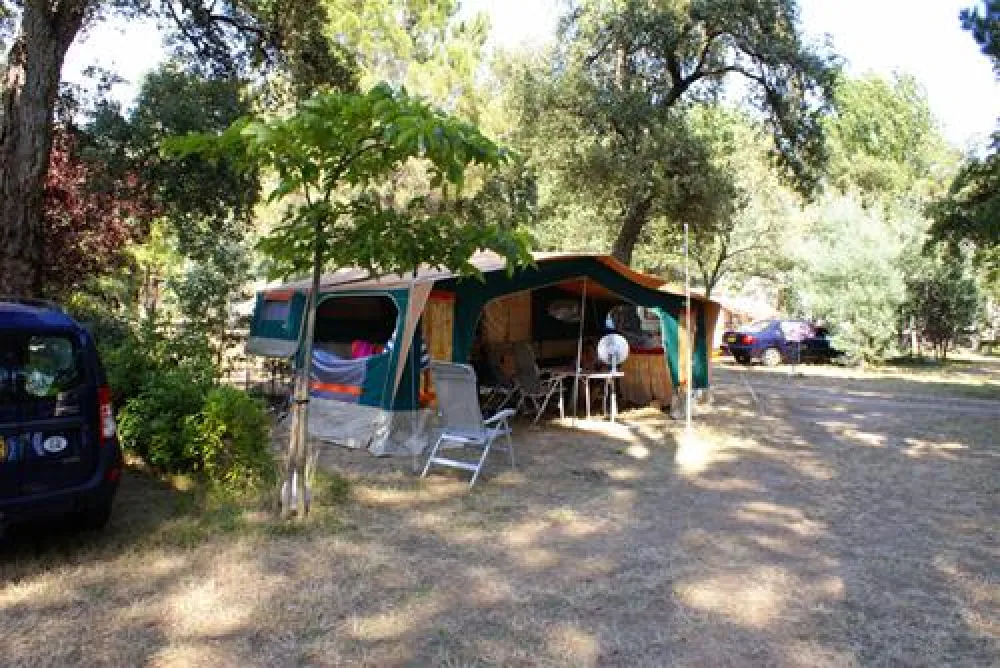 Camping La Pinede