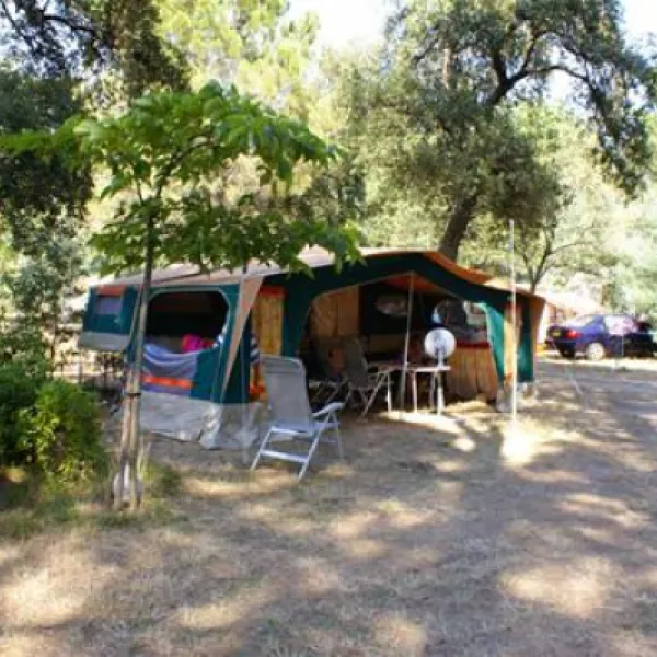 Camping La Pinede