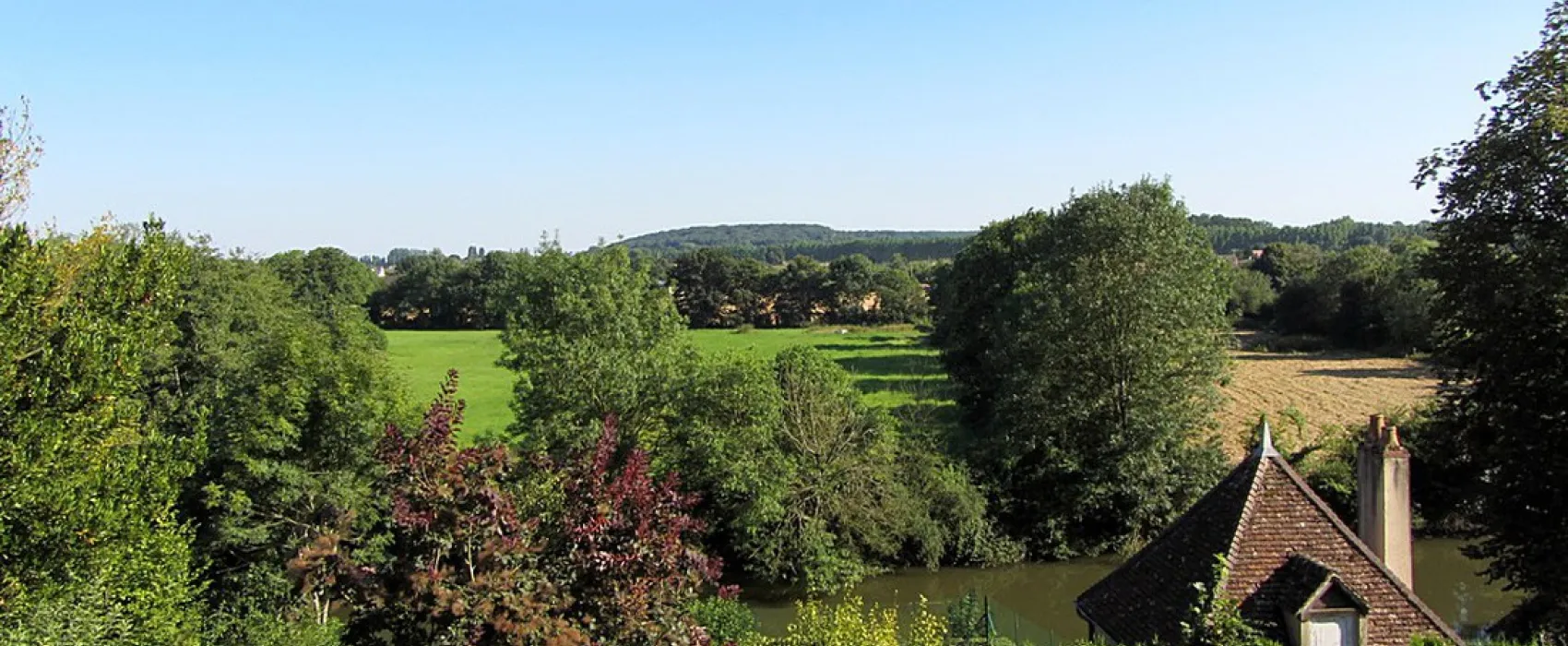 Camping Municipal Du Val De Sarthe