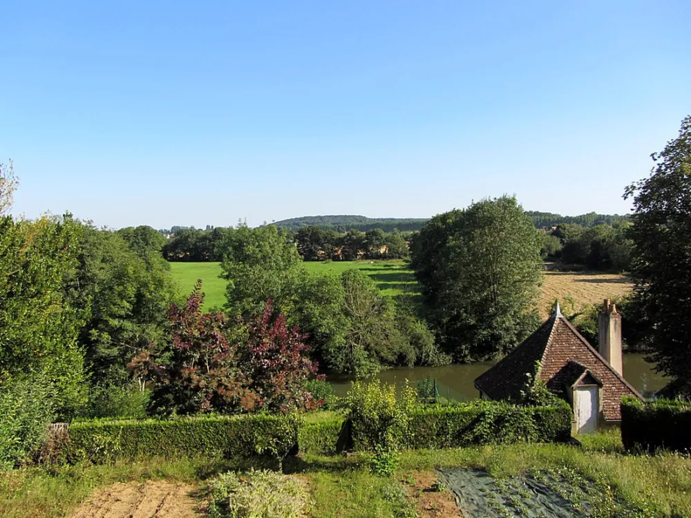 Camping Municipal Du Val De Sarthe